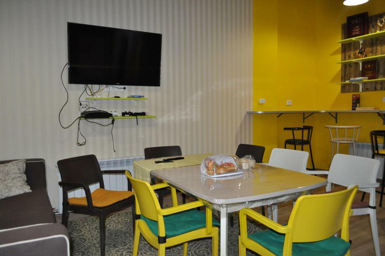 Hostel S Size Астана Екстериор снимка